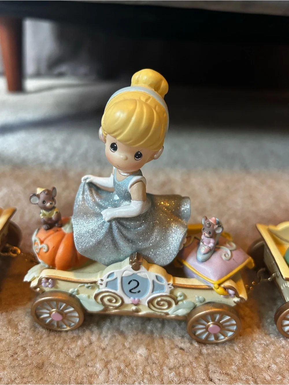 Precious Moments Disney Princess Parade Car Collection - White